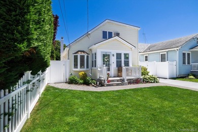 Welcome to 2589 Southard Avenue! This meticulously maintained - photo 25