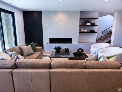 Discover unbeatable panoramic views of Deer Valley, the - photo 25