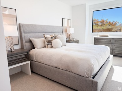 Discover unbeatable panoramic views of Deer Valley, the - photo 28
