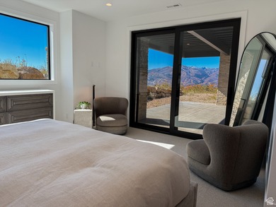 Discover unbeatable panoramic views of Deer Valley, the - photo 30