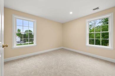 Welcome to Violette Estates! This beautiful new condo is ready - photo 33