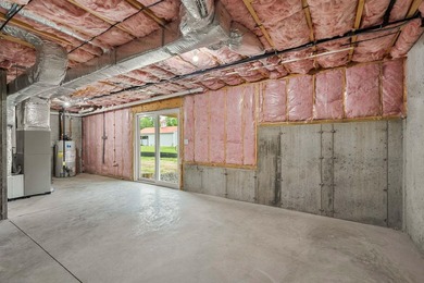 Welcome to Violette Estates! This beautiful new condo is ready - photo 37