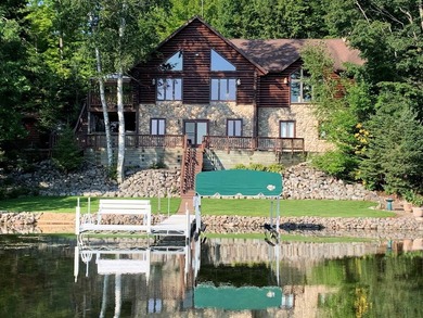 Roberts Lake Home For Sale in Wabeno Wisconsin
