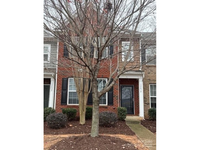 Lake Norman Townhome/Townhouse For Sale in Cornelius North Carolina