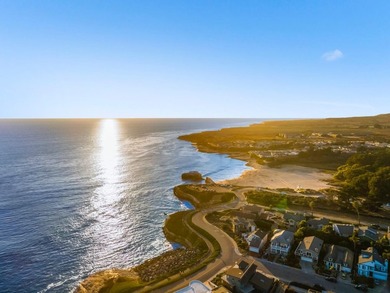Welcome to your sunny slice of coastal paradise! This bright - photo 2