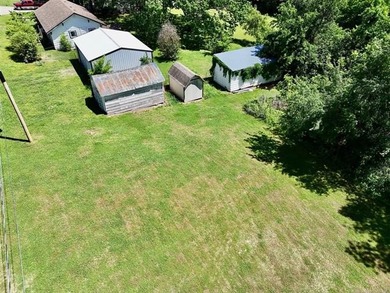 Level, buildable lot just a brief stroll from Lake Hudson - photo 13