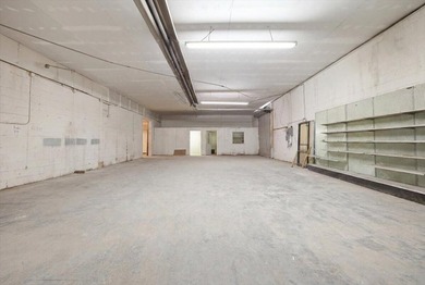 Excellent business opportunity with this cement block building - photo 14