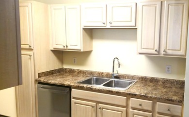 Live your best *beach life* in this like new, updated 2 - photo 30