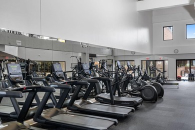 Fabulous 5th floor studio at The Falls Pinnacle, one of the best - photo 33