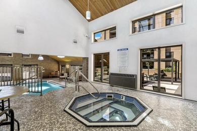 Fabulous 5th floor studio at The Falls Pinnacle, one of the best - photo 39