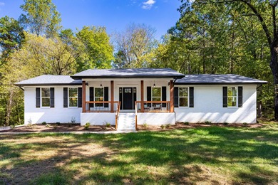 Chickamauga Lake Home Sale Pending in Hixson Tennessee