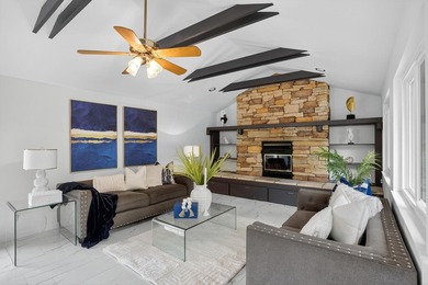 Nestled in the desirable Hills of Oakland, full of natural light - photo 6