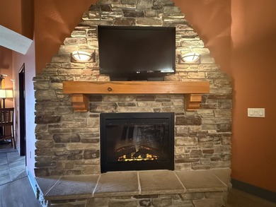 Enjoy prime first-floor living with this condo perfectly - photo 9