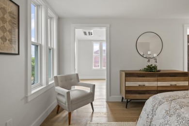 Located in Portland's desirable Eastern Waterfront, this