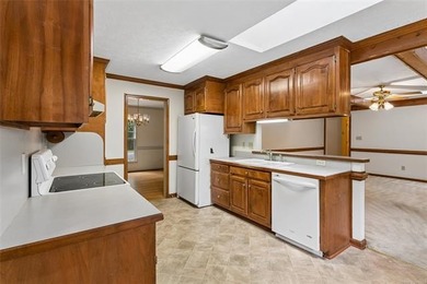 Welcome home to this charming all-brick ranch in the desirable - photo 17