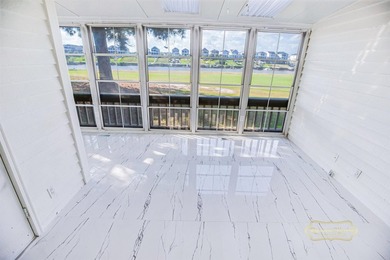 Fully renovated, move-in-ready home with breathtaking - photo 25