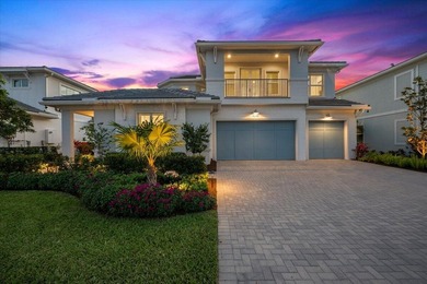 Welcome to refined luxury in the prestigious Watermark at Avenir - photo 3