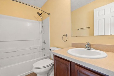 One or more photo(s) has been virtually staged. This end-unit - photo 11