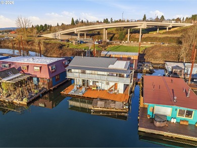 Lake River Home For Sale in Ridgefield Washington