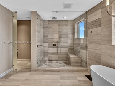 Arrive via private elevator to breathtaking ocean and bay views - photo 31