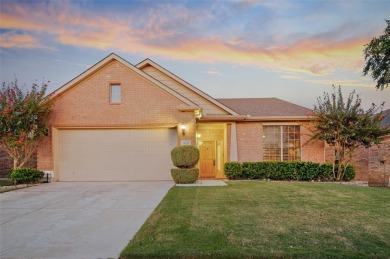 Lake Home Sale Pending in Denton, Texas