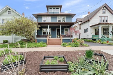 Lake Monona Home Active Under Contract in Madison Wisconsin