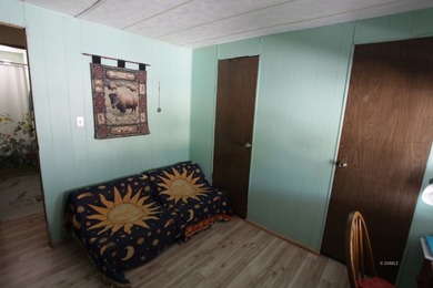 Welcome to country living at its finest! This charming 3-bedroom - photo 12