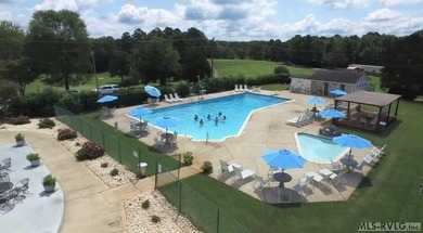 Discover your perfect lake getaway in the premier, upscale - photo 13