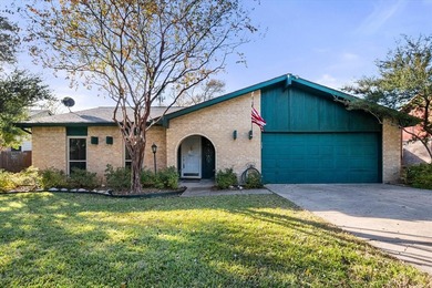 Well maintained family home offering 4 bedrooms, 2.5 baths, two