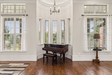 Experience timeless elegance in this exceptional custom estate - photo 6