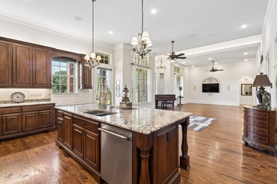 Experience timeless elegance in this exceptional custom estate - photo 10