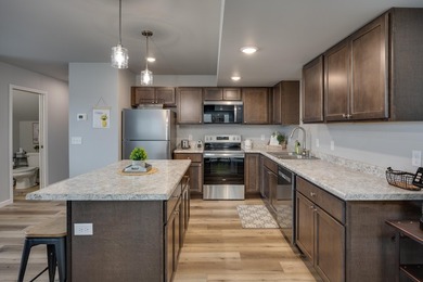 Income~producing 6~unit multifamily property with a balanced - photo 5