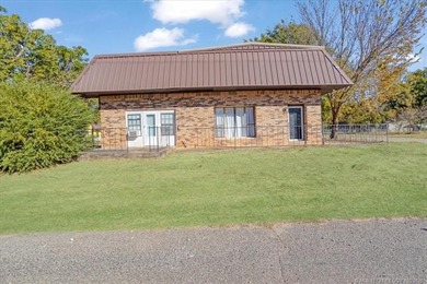 Welcome to 115 Main Street, Hendrix, OK-a true gem in the heart - photo 5