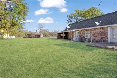 Welcome to 115 Main Street, Hendrix, OK-a true gem in the heart - photo 10