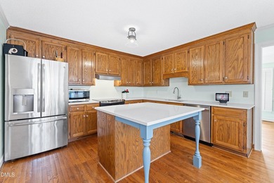 Motivated Sellers Beautiful home located in a well-established - photo 12