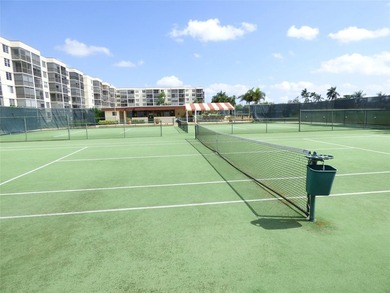 One Bedroom Condo With PGA Golf Course and Lake Views-Can Be - photo 14