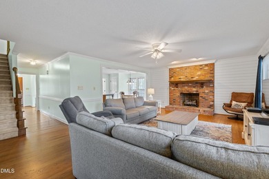 Motivated Sellers Beautiful home located in a well-established - photo 20