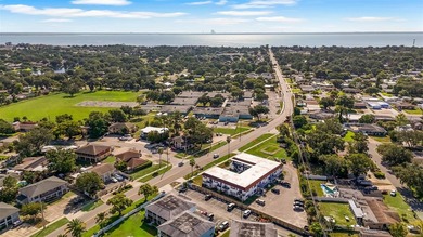 Coquina Court Apartments is a 20-unit multifamily community - photo 2