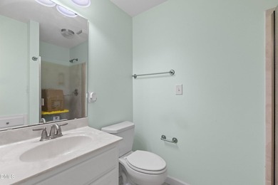Motivated Sellers Beautiful home located in a well-established - photo 25