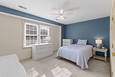 Motivated Sellers Beautiful home located in a well-established - photo 30