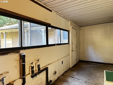 Situated on a desirable corner lot, this 0.15-acre property - photo 31