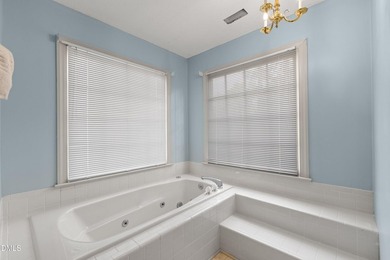 Motivated Sellers Beautiful home located in a well-established - photo 41