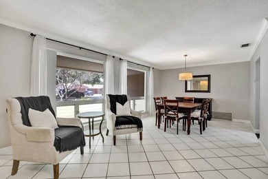 A large lot, waterfront, great living space, and Cooper City - photo 6