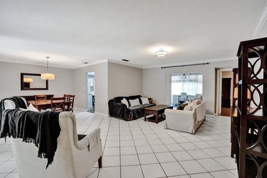 A large lot, waterfront, great living space, and Cooper City - photo 8