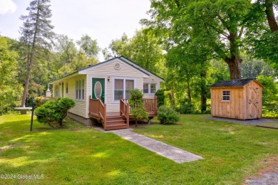 Lake Lauderdale Home For Sale in Cambridge New York