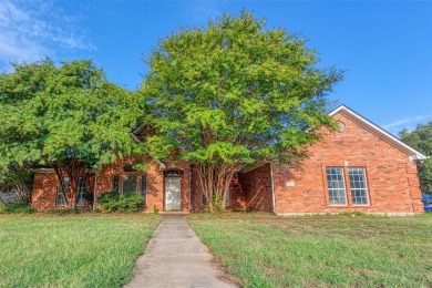 Lake Ray Roberts Home For Sale in Pilot Point Texas