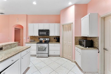 Spacious and well-maintained 3-bedroom, 2-bathroom home offering - photo 12