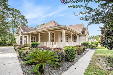 Location, location, location! Come see your new charming coastal - photo 1