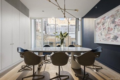 Designed by Pritzker Prize-winning architect Shigeru Ban, Metal - photo 6