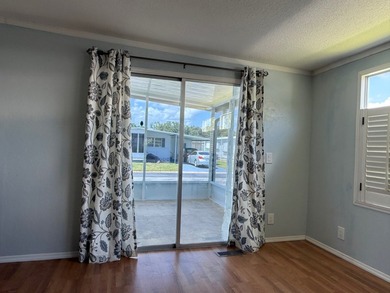 Move-In Ready 2BR/2BA Home with Major Updates in Saralake - photo 28